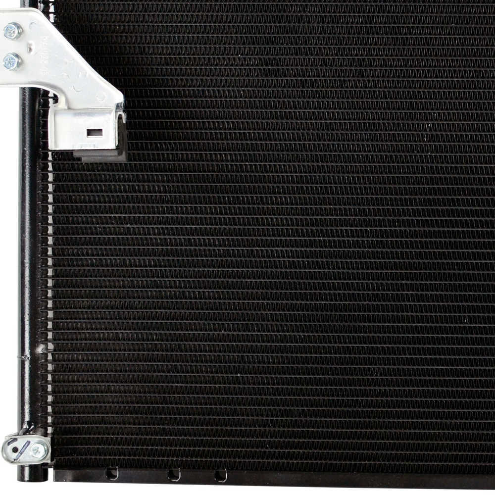 OSC - A/c Condenser - O19 3870