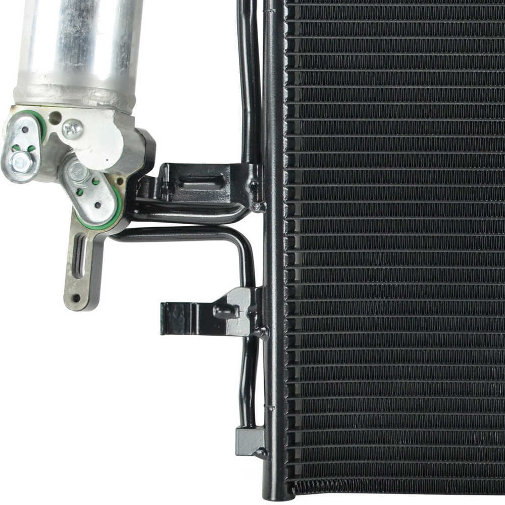 OSC - A/c Condenser - O19 3998
