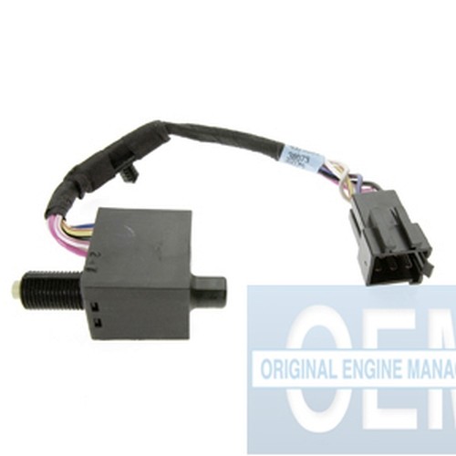 ORIGINAL ENGINE MANAGEMENT - Brake Light Switch - OEM - 8682