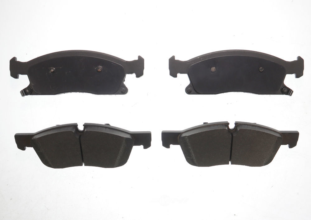 PRO-SERIES OE BRAKE DRUM-ROTOR-PADS-SHOE BFD1904SM — Jeu de plaquettes de frein à disque avant