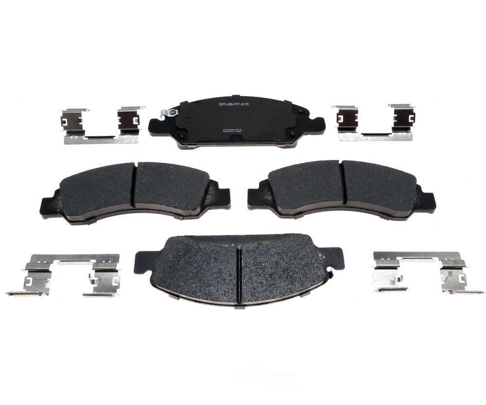 RAYBESTOS - R-Line Ceramic Disc Brake Pad Set (Front) - RAY MGD1367CH