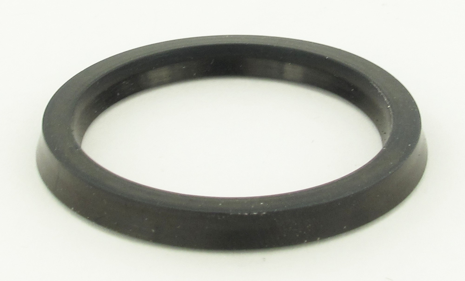 SKF (CHICAGO RAWHIDE) - Axle Spindle Seal - SKF 711822