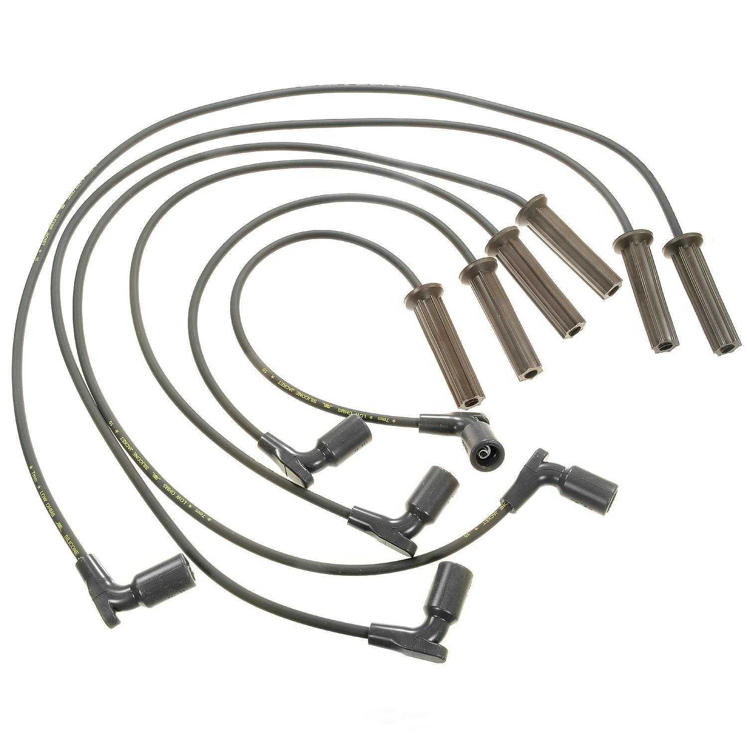 STANDARD MOTOR PRODUCTS - Spark Plug Wire Set - STA 27728