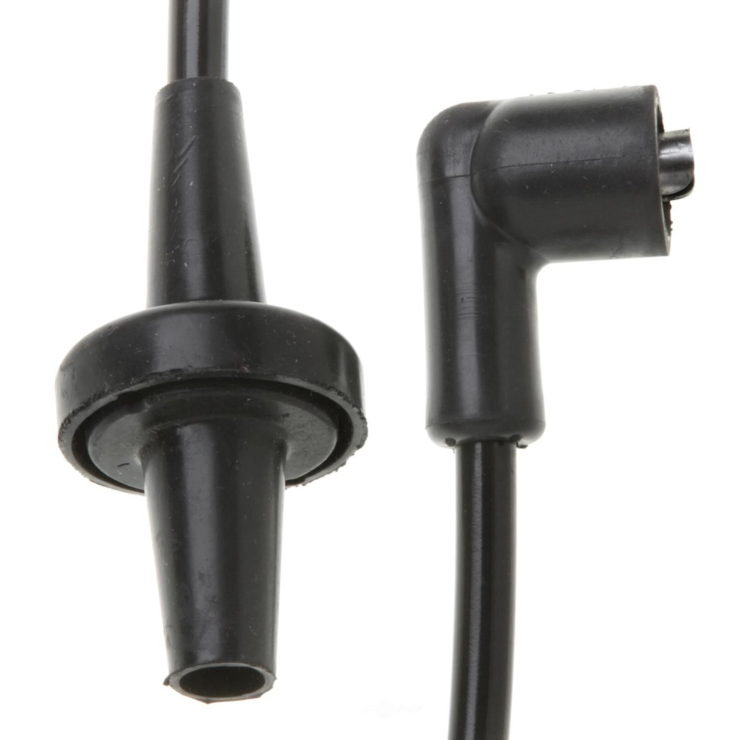 STANDARD MOTOR PRODUCTS - Spark Plug Wire Set - STA - 55557