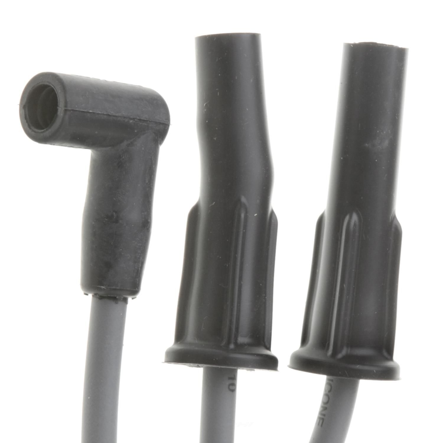 STANDARD MOTOR PRODUCTS - Spark Plug Wire Set - STA - 6827