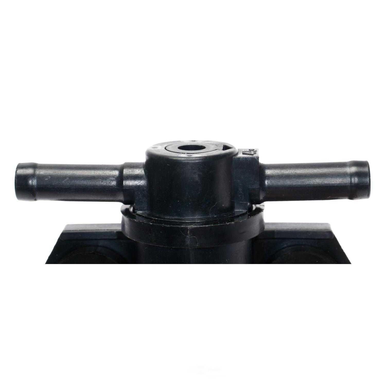 STANDARD MOTOR PRODUCTS - Vapor Canister Purge Solenoid - STA - cp613