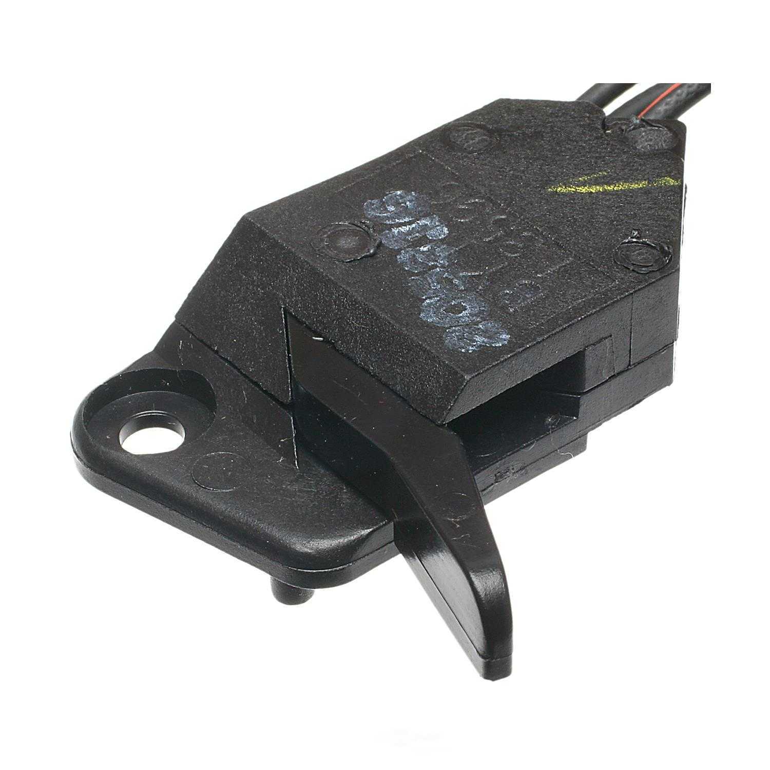 STANDARD MOTOR PRODUCTS - Deck Lid / Liftgate Ajar Switch - STA DS-939