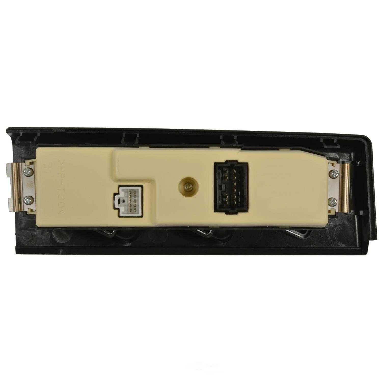 STANDARD MOTOR PRODUCTS - Door Lock Switch (Front Left) - STA DWS1605
