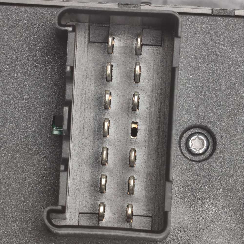 STANDARD MOTOR PRODUCTS - Door Lock Switch - STA DWS1893