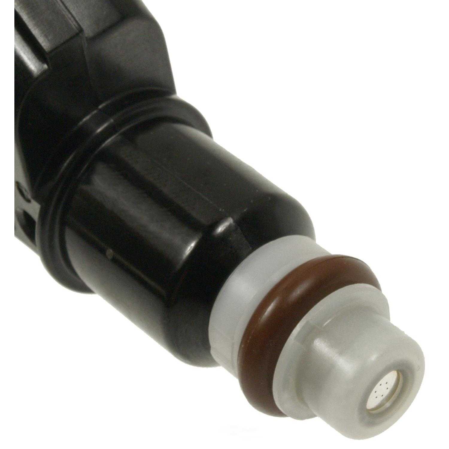 STANDARD MOTOR PRODUCTS - Fuel Injector - STA - fj1070