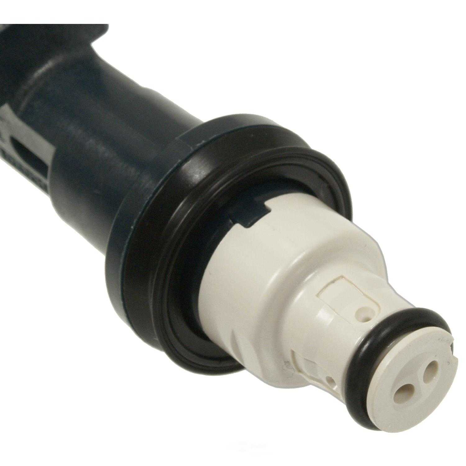 STANDARD MOTOR PRODUCTS - Fuel Injector - STA - fj1101