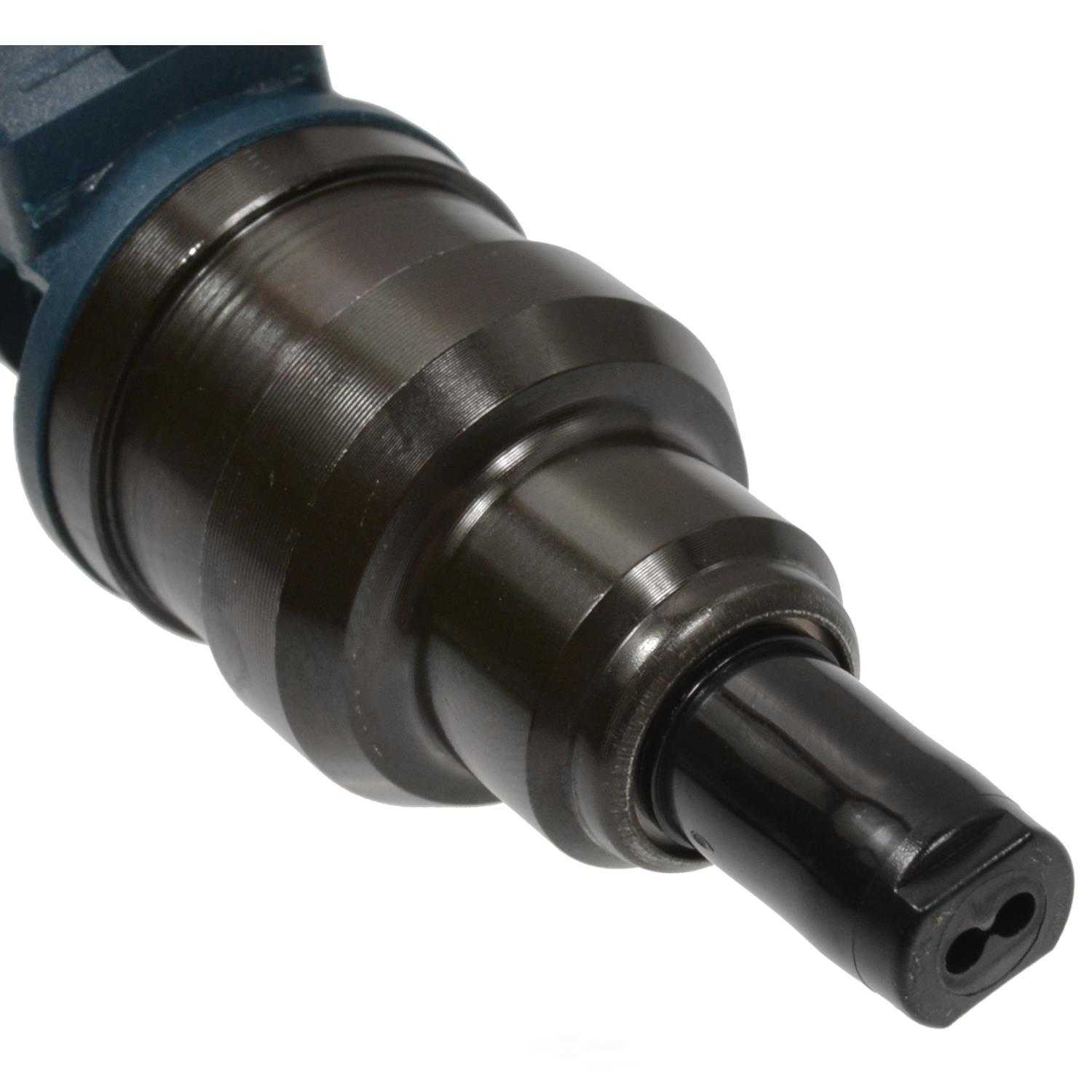 STANDARD MOTOR PRODUCTS - Fuel Injector - STA - fj203