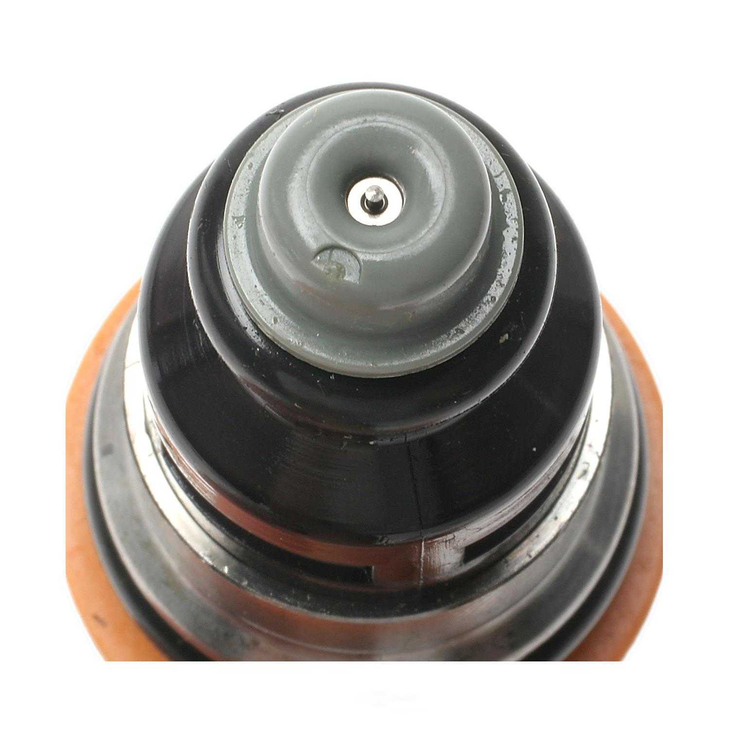 STANDARD MOTOR PRODUCTS - Fuel Injector - STA - fj222