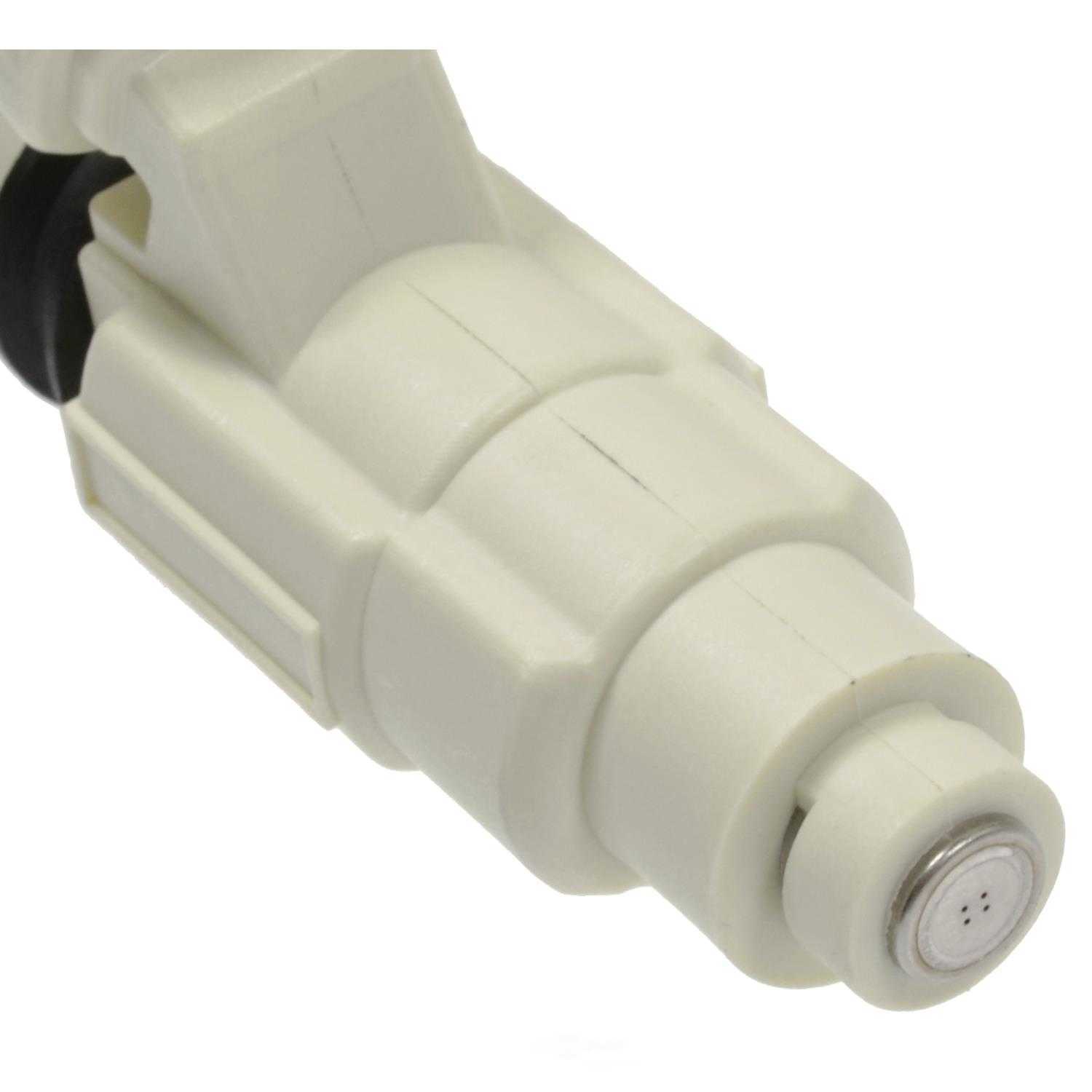 STANDARD MOTOR PRODUCTS - Fuel Injector - STA - fj608