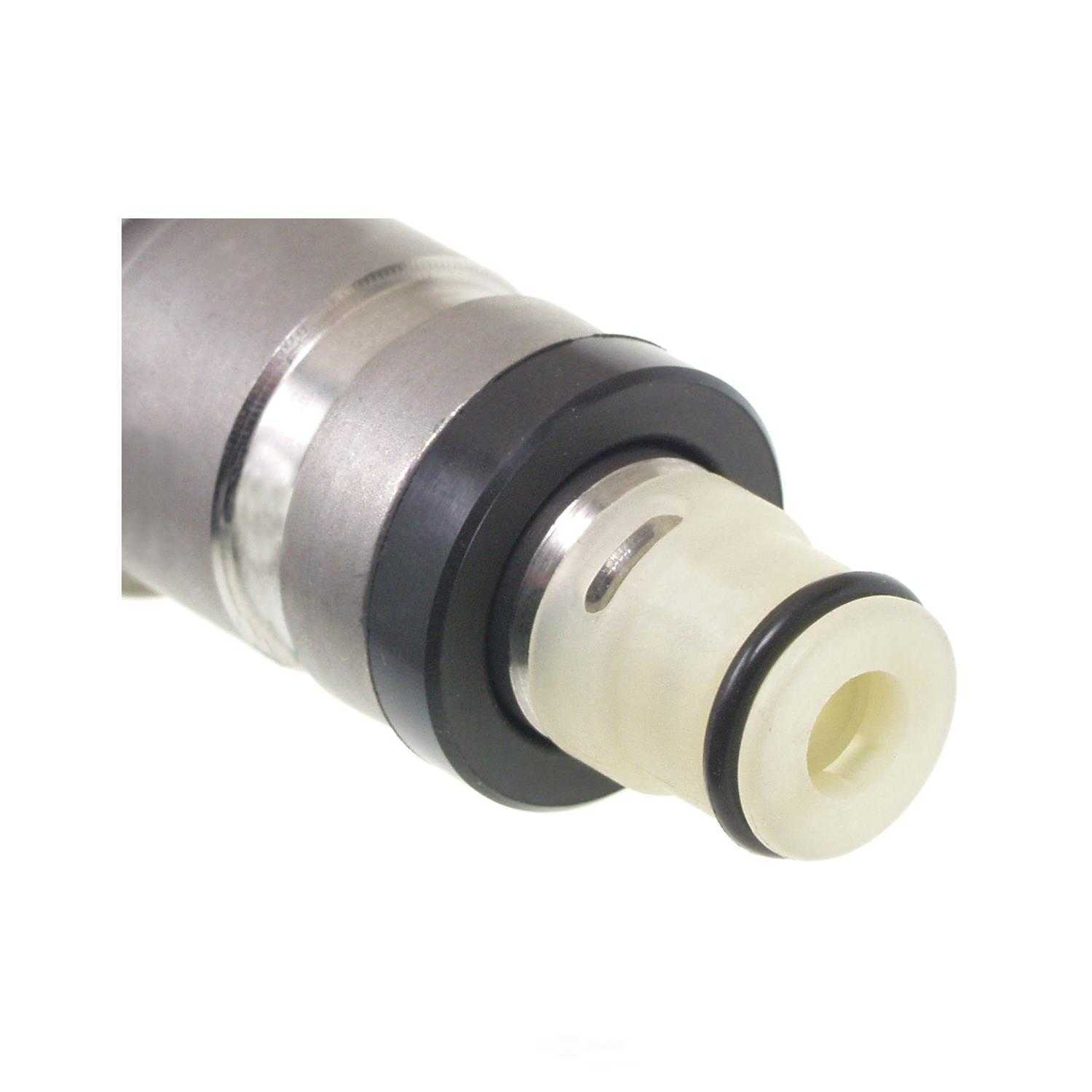 STANDARD MOTOR PRODUCTS - Fuel Injector - STA - fj807