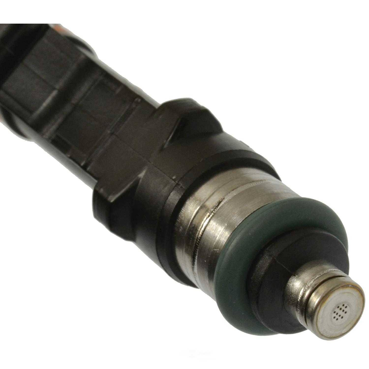 STANDARD MOTOR PRODUCTS - Fuel Injector - STA - fj824