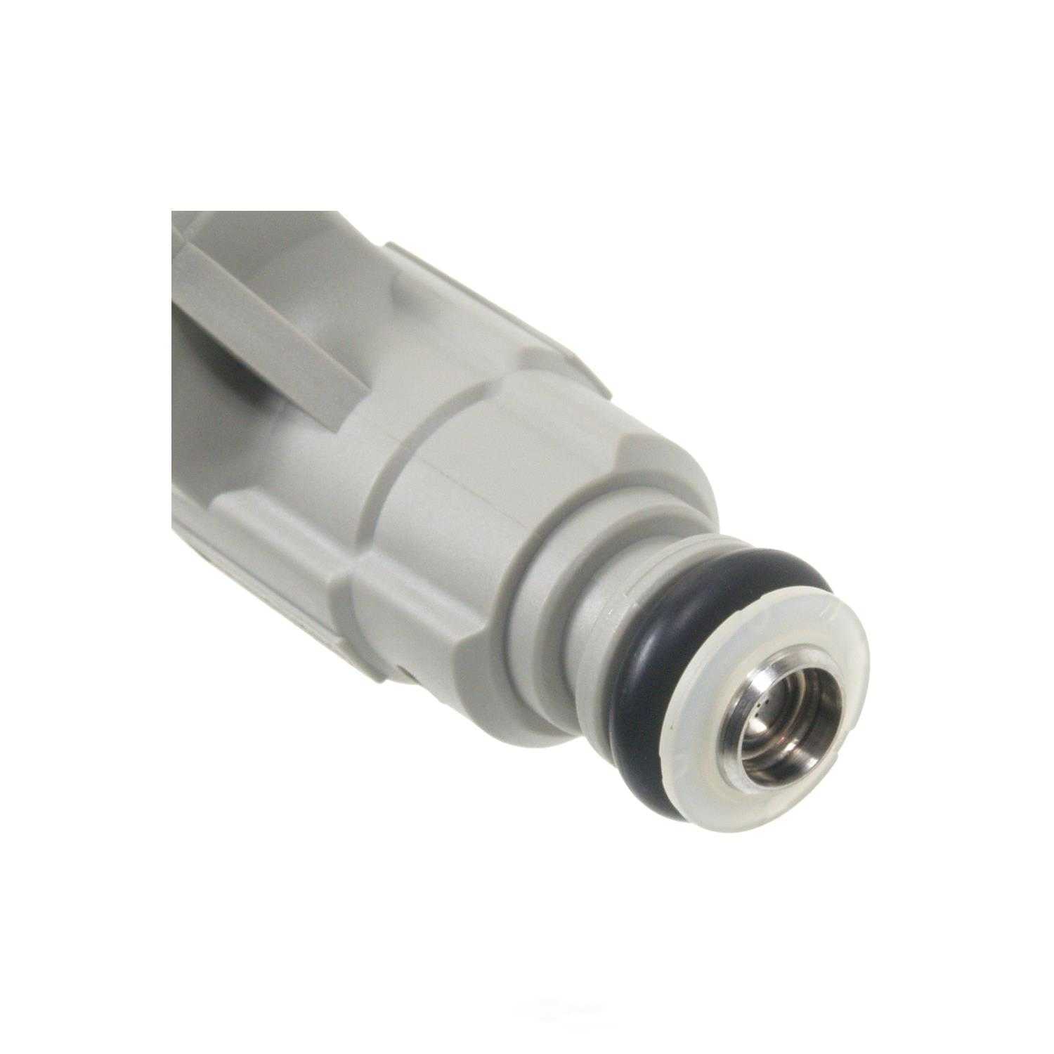 STANDARD MOTOR PRODUCTS - Fuel Injector - STA - fj890
