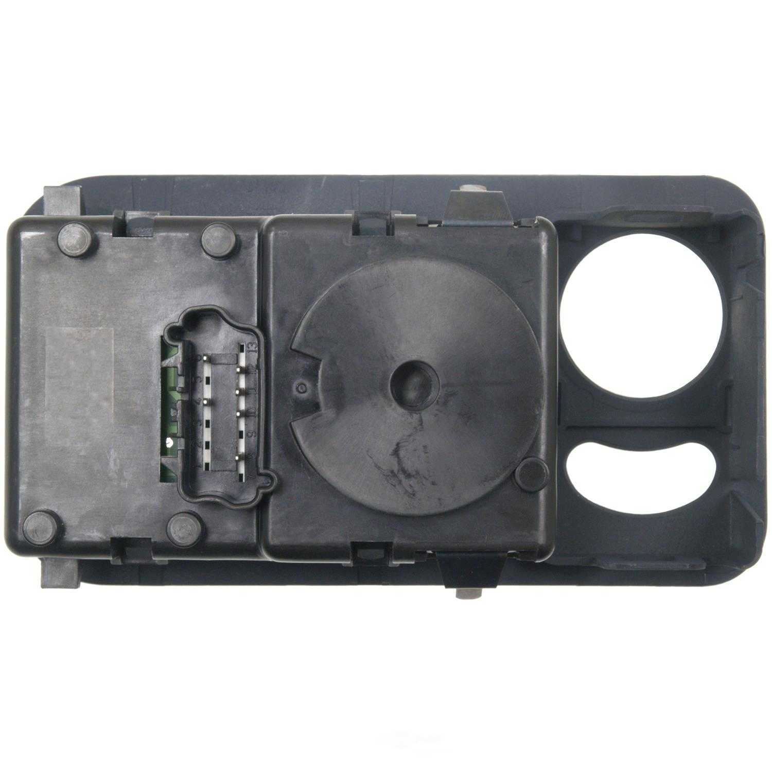 STANDARD MOTOR PRODUCTS - Headlight Switch - STA - hls-1096