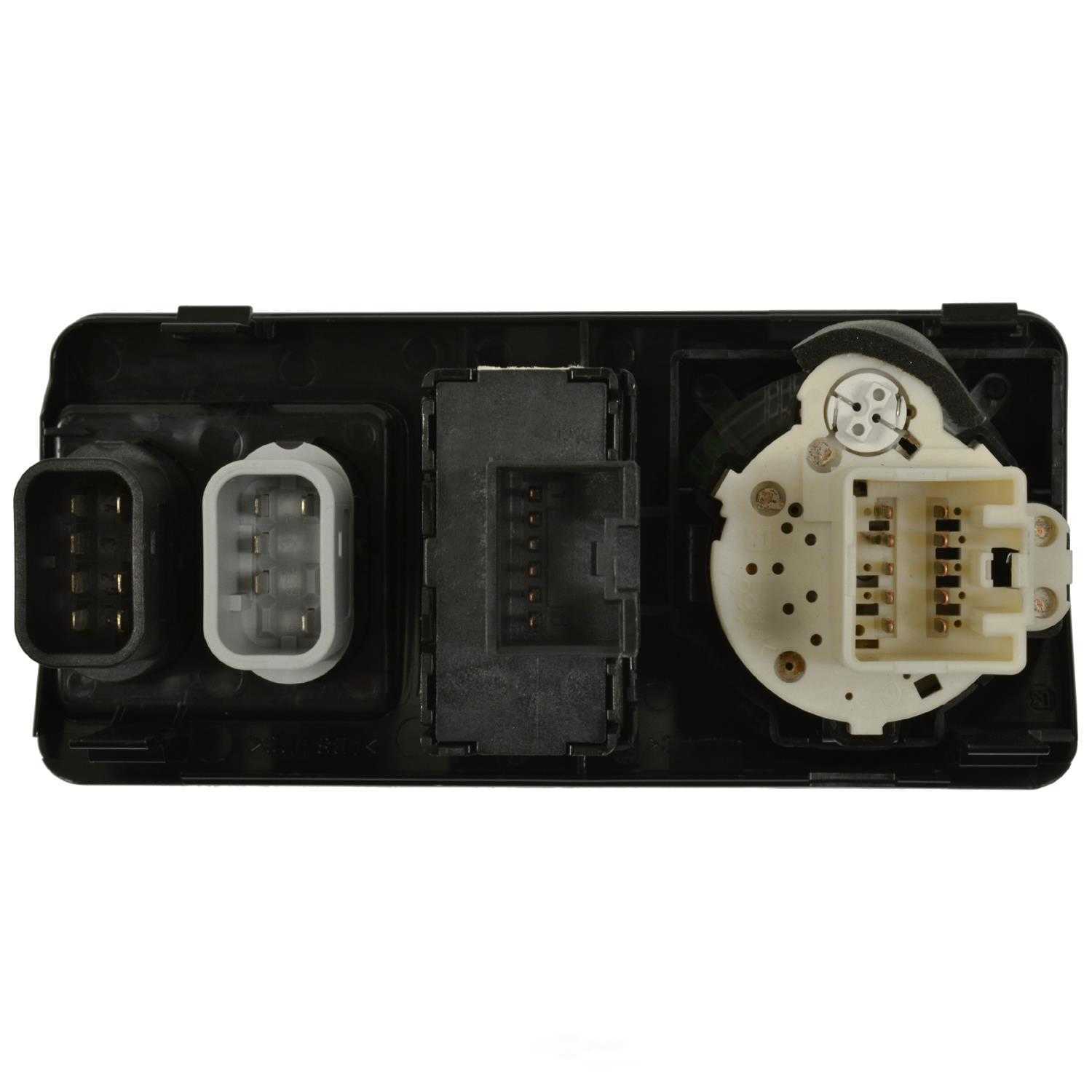 STANDARD MOTOR PRODUCTS - Headlight Switch - STA - hls1676