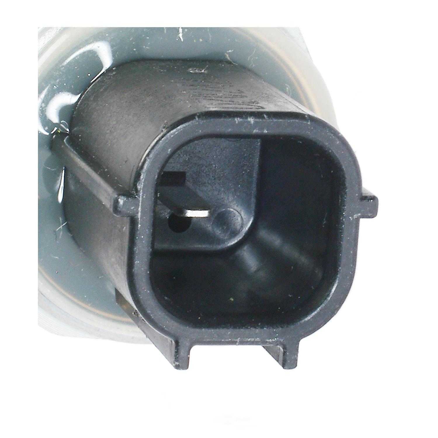 STANDARD MOTOR PRODUCTS - Engine Oil Pressure Sender With Light - STA PS-495