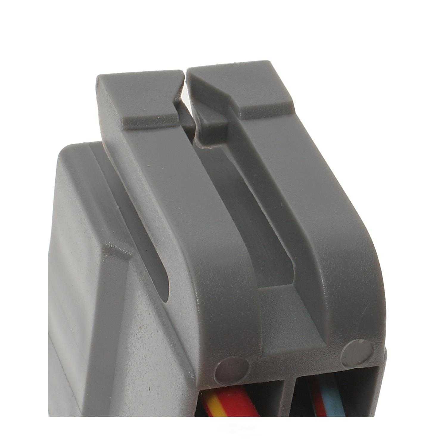 STANDARD MOTOR PRODUCTS - Headlight Switch Connector - STA S-675