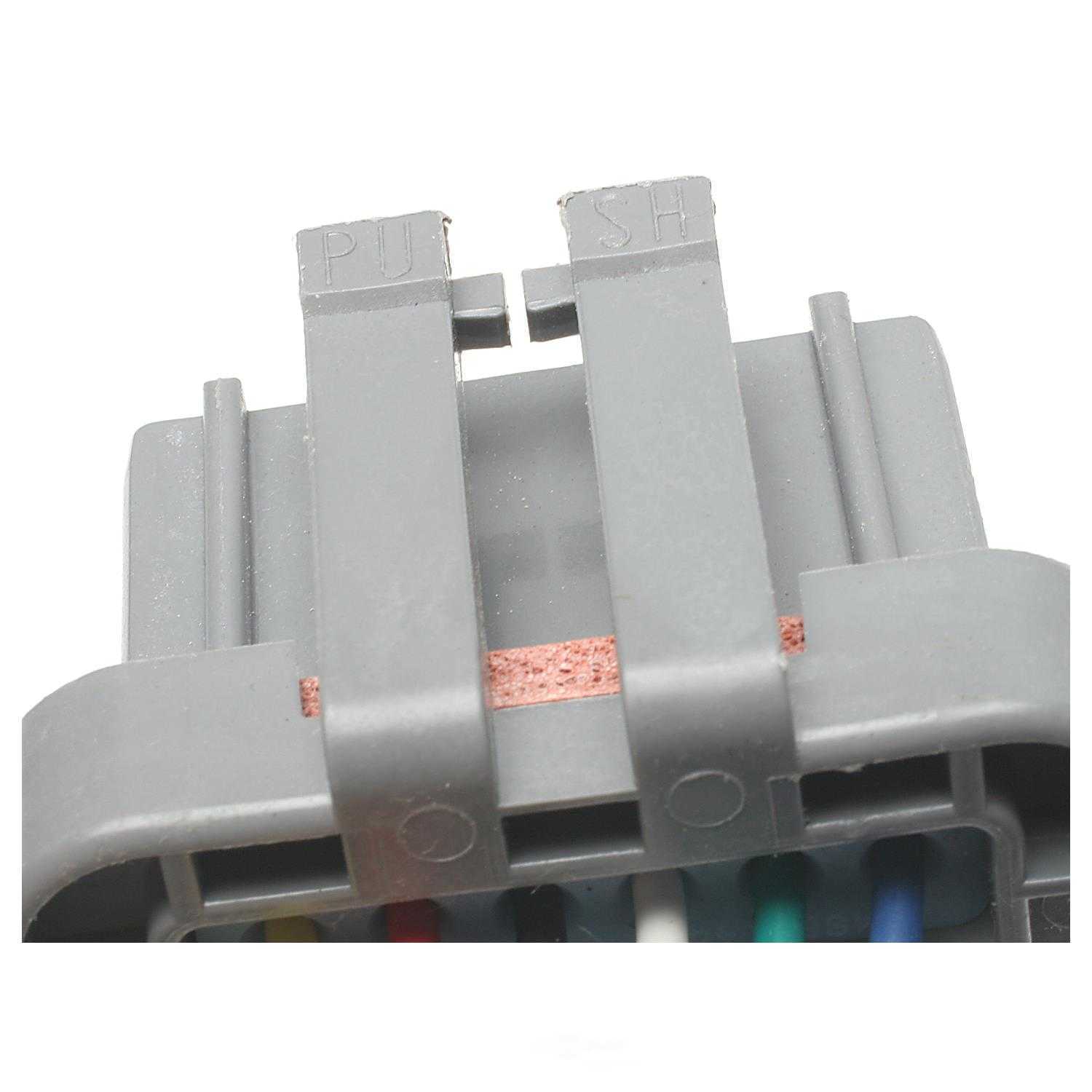 STANDARD MOTOR PRODUCTS - Windshield Wiper Motor Connector - STA S-679