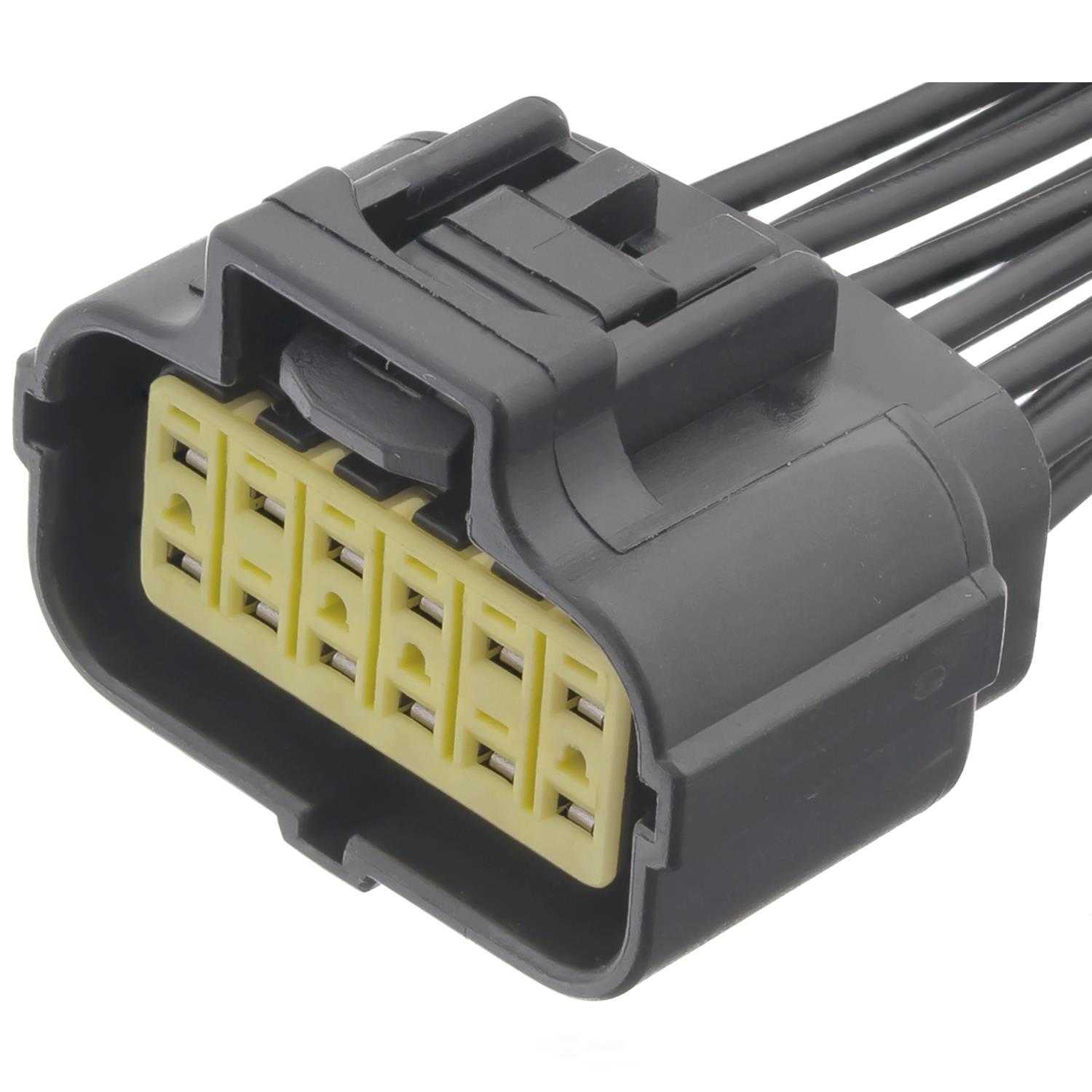 STANDARD MOTOR PRODUCTS - Back Up Light Switch Connector - STA S-813