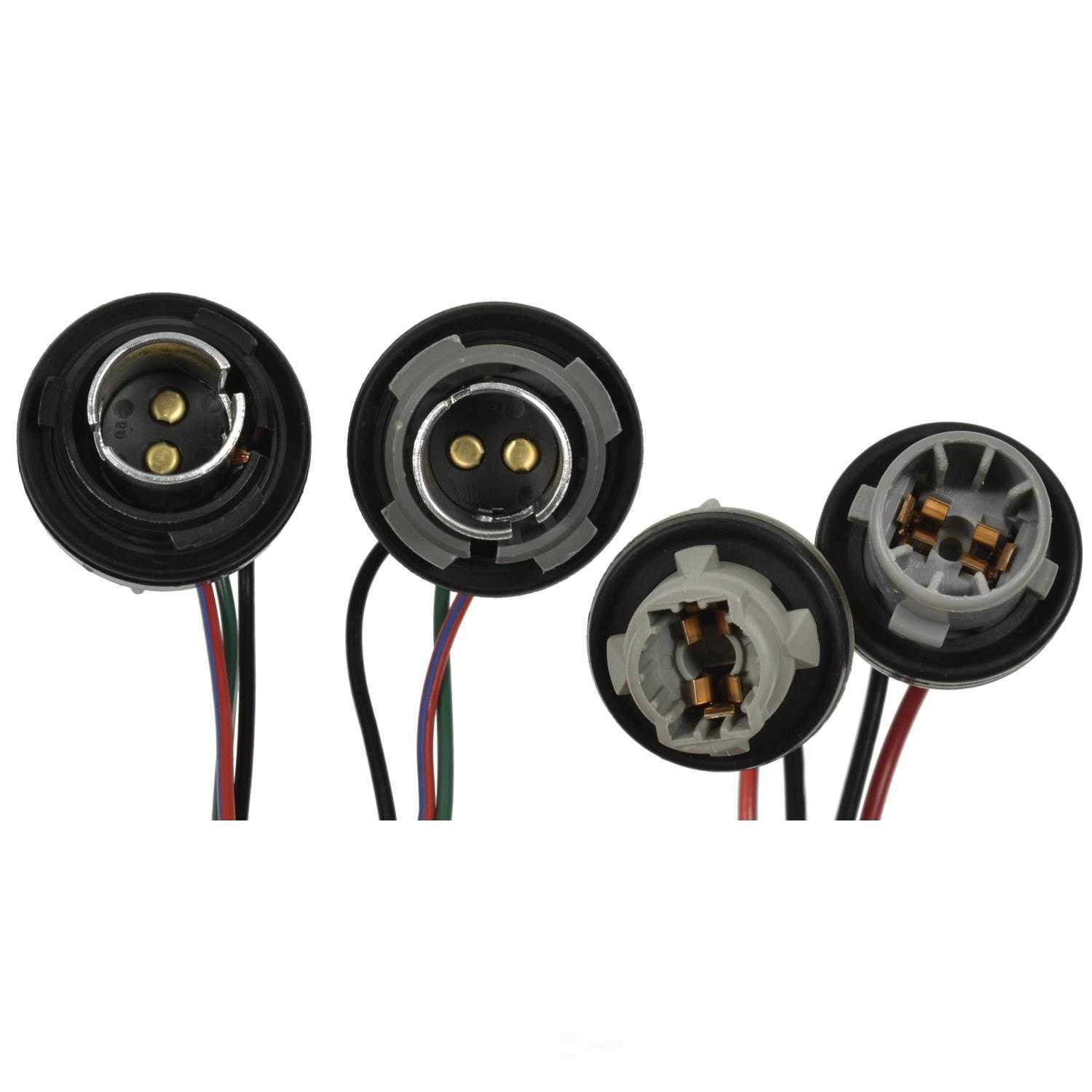 STANDARD MOTOR PRODUCTS - Turn Signal Light Socket - STA - s2142