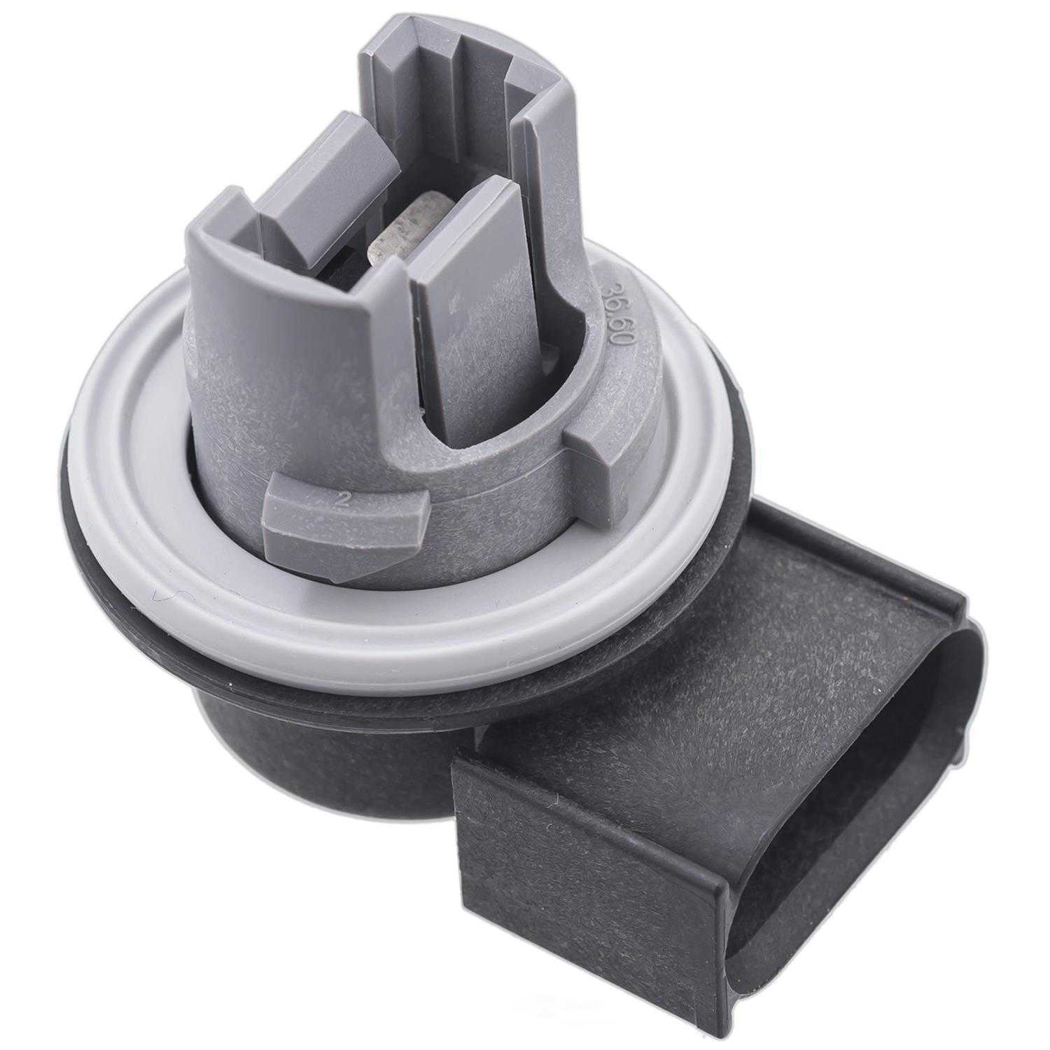 STANDARD MOTOR PRODUCTS - Brake / Tail / Turn Signal Light Connector - STA S2610