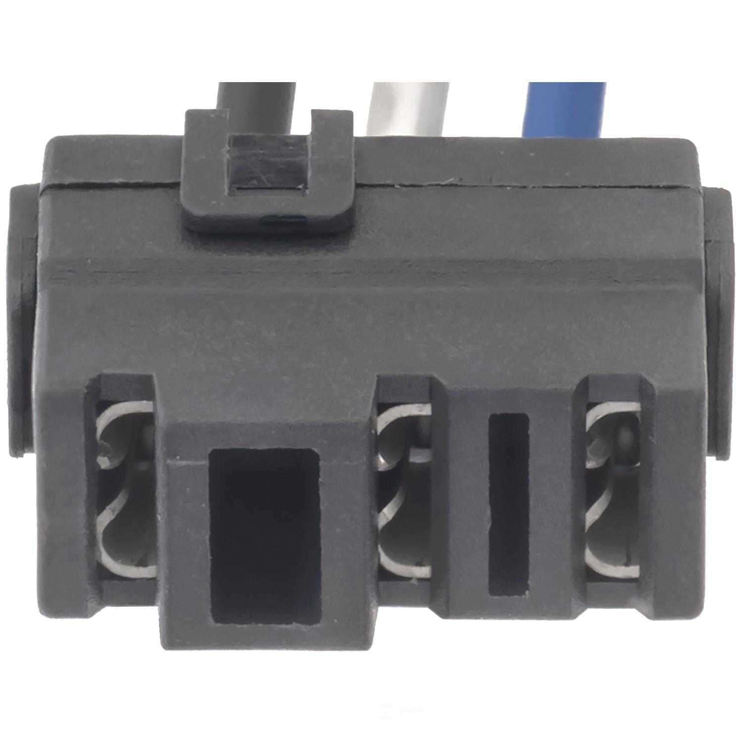 STANDARD MOTOR PRODUCTS - Headlight Connector - STA - s2618