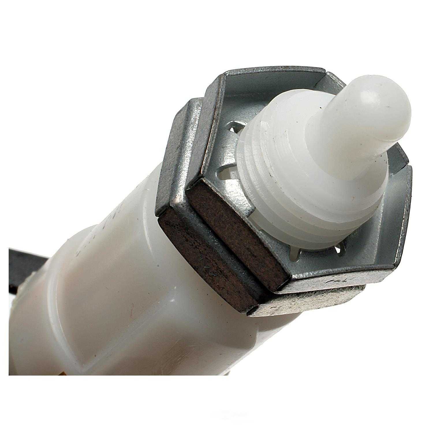 STANDARD MOTOR PRODUCTS - Brake Light Switch - STA - sls-117