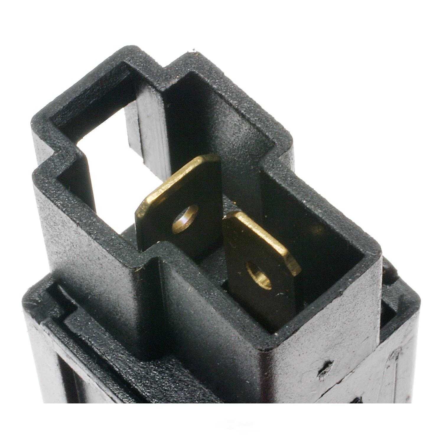 STANDARD MOTOR PRODUCTS - Brake Light Switch - STA - sls-140