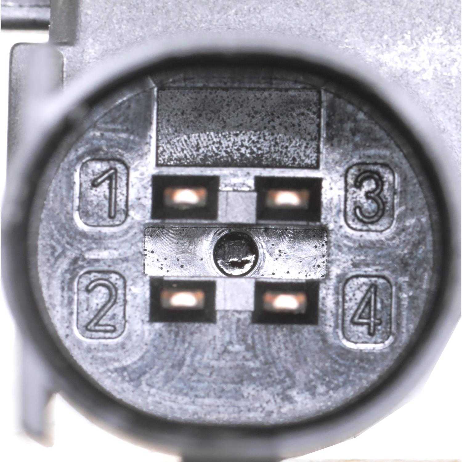 STANDARD MOTOR PRODUCTS - Brake Light Switch - STA SLS-473