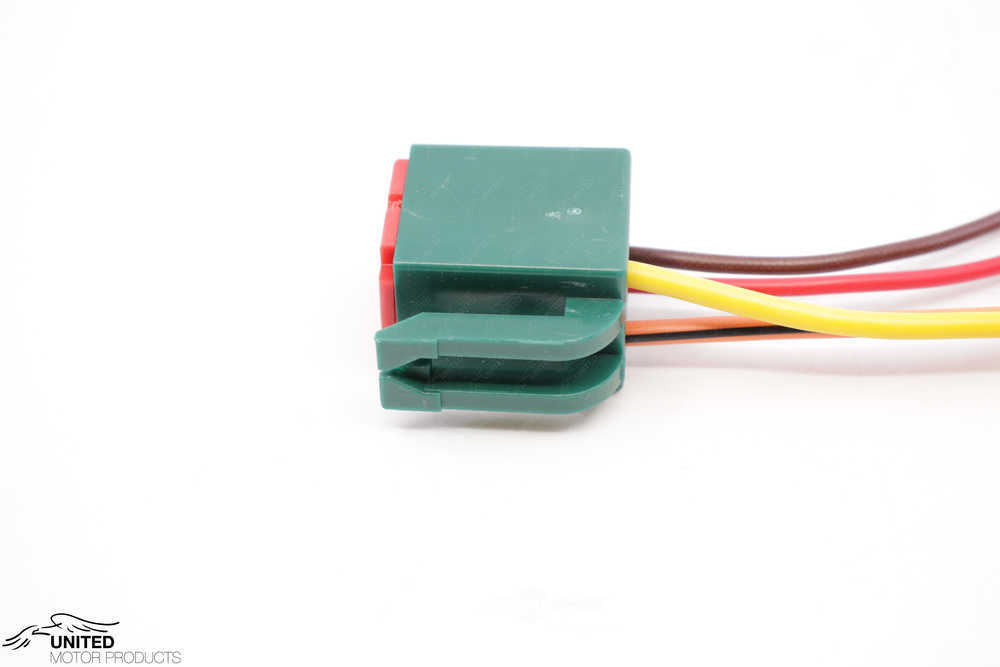 UNITED MOTOR PRODUCTS - Fuel Pump Relay Connector - UIW CON-100