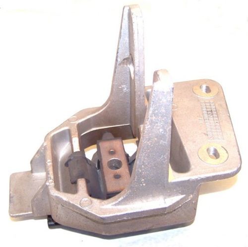 WESTAR - Manual Trans Mount - WSR - em-8930